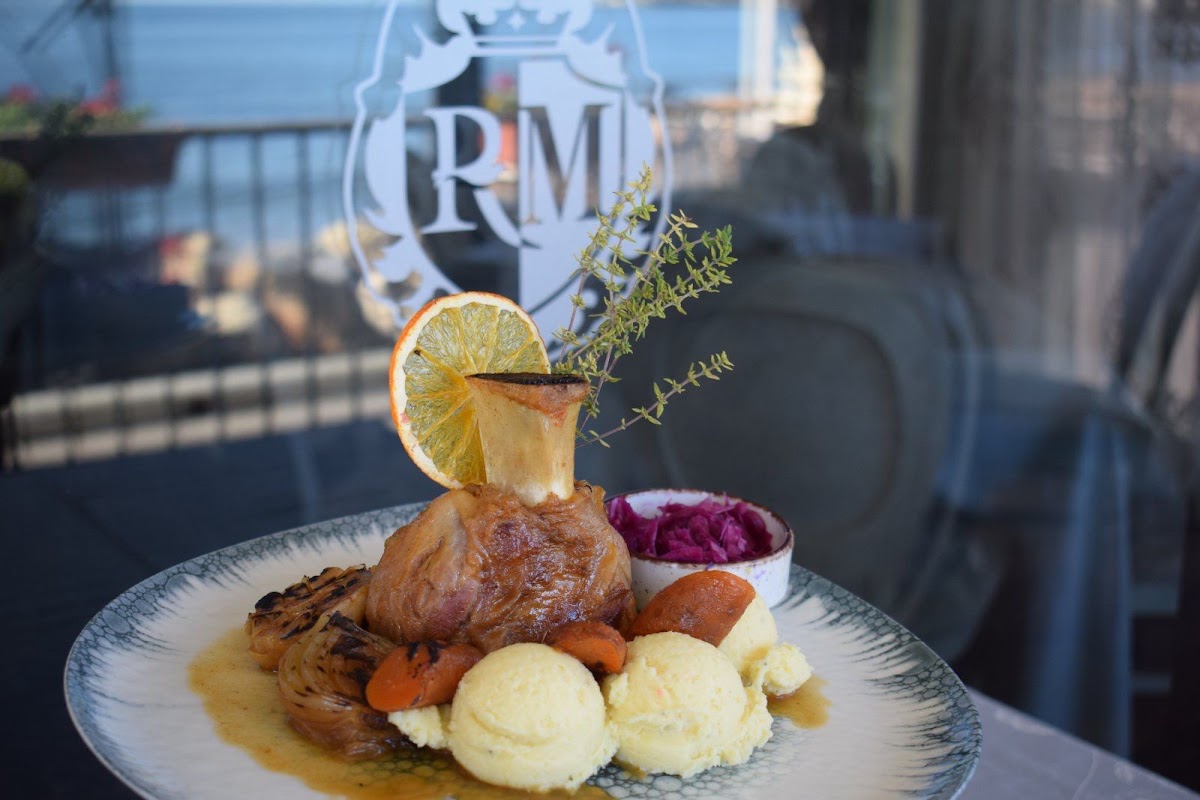Regina Maria Restaurant