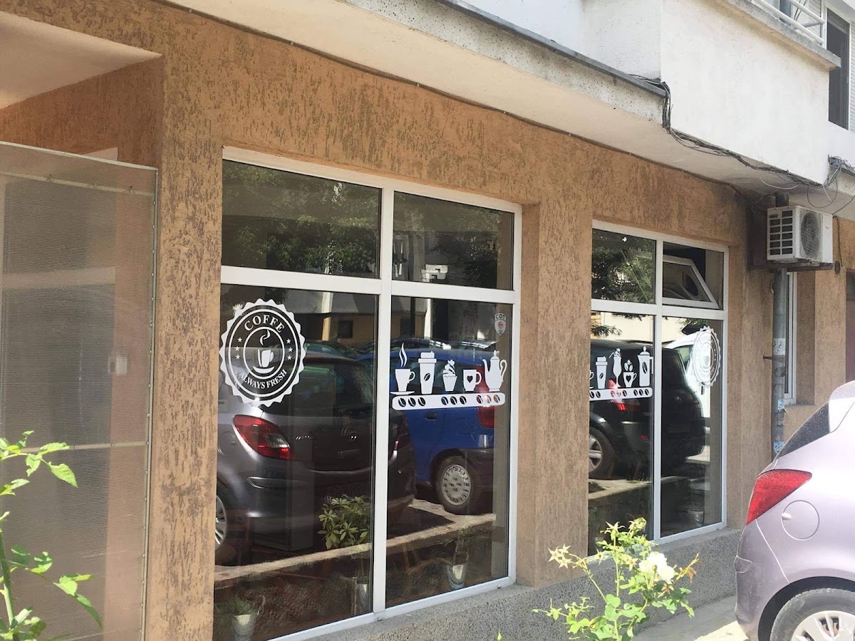 Cafe Radost, Burgas: снимка на заведението