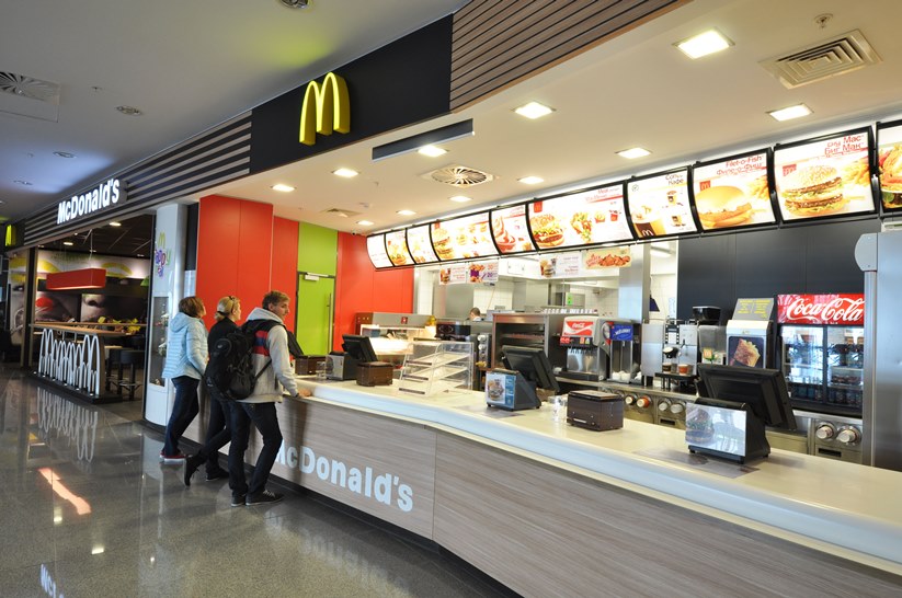 McDonald's, "6-ти септември"/бул."Източен