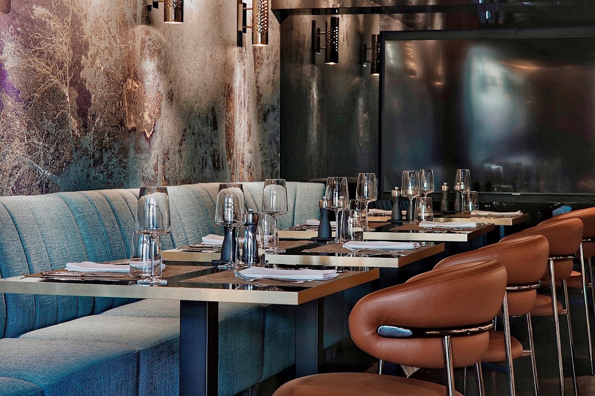 ADOR Restaurant: снимка на заведението