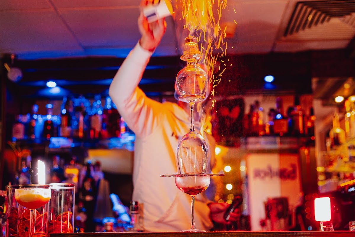 Flame's Bar: снимка на заведението