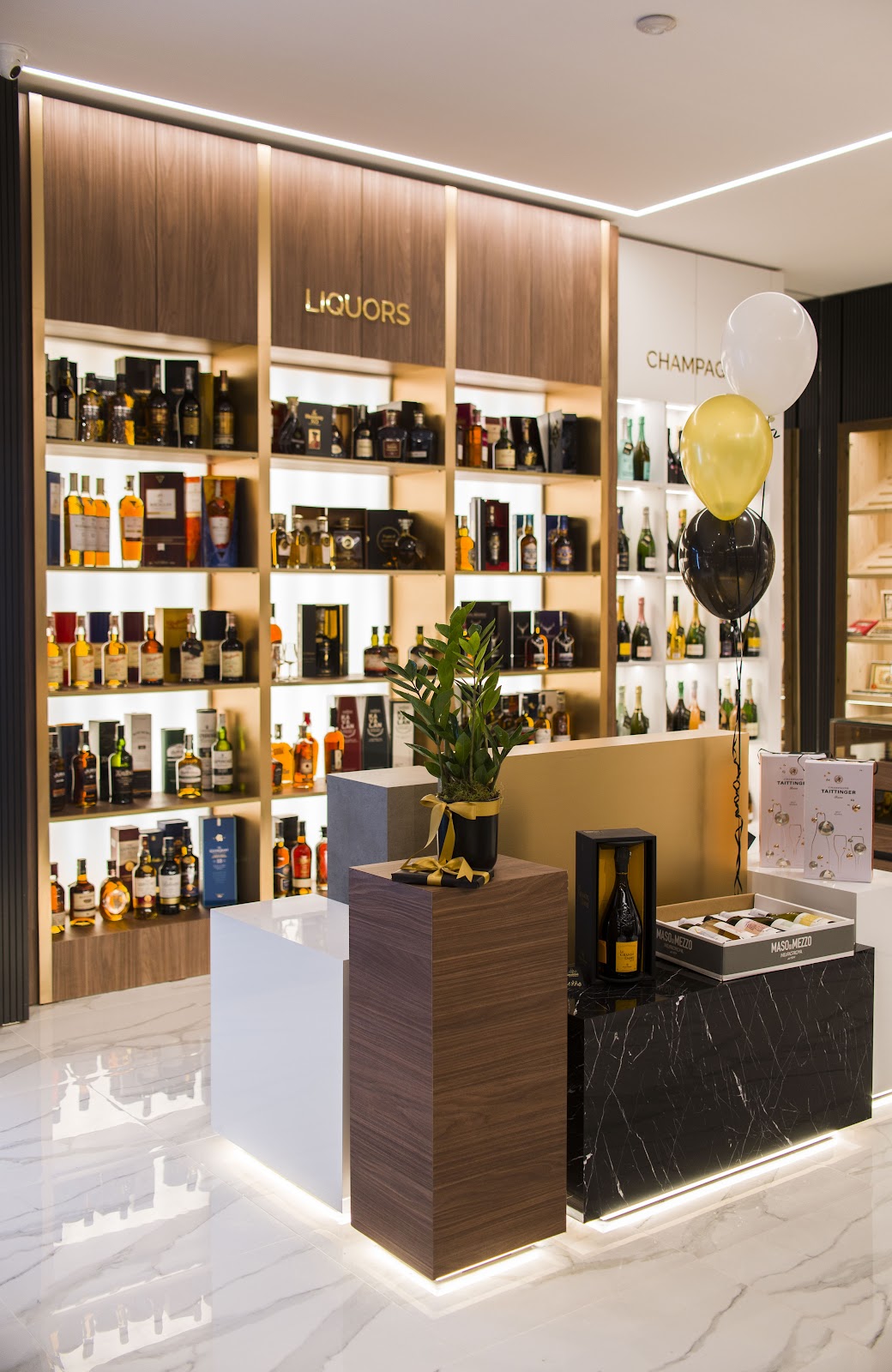 AMARONE liquor & cigar boutique