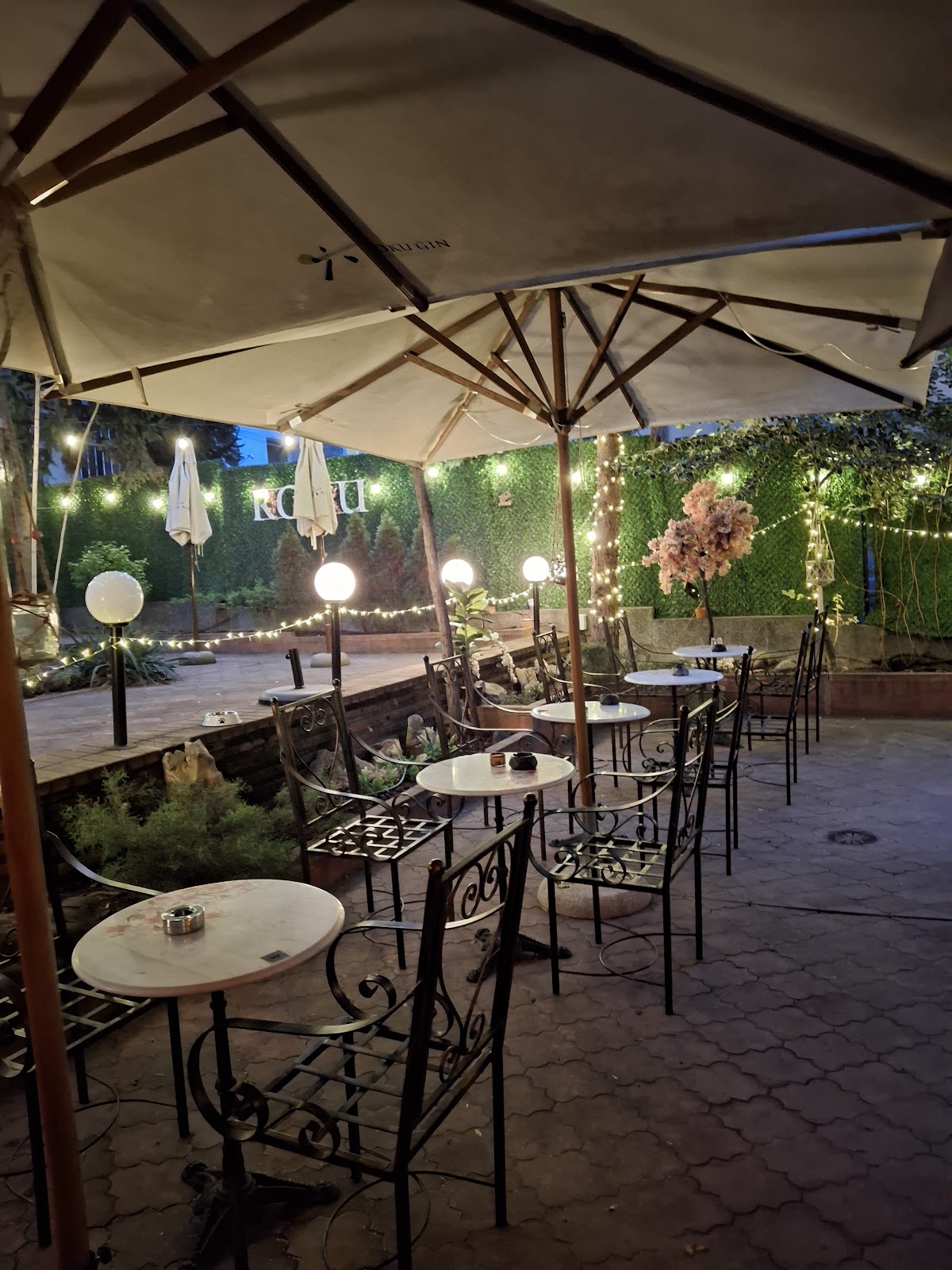 Souterrain bar