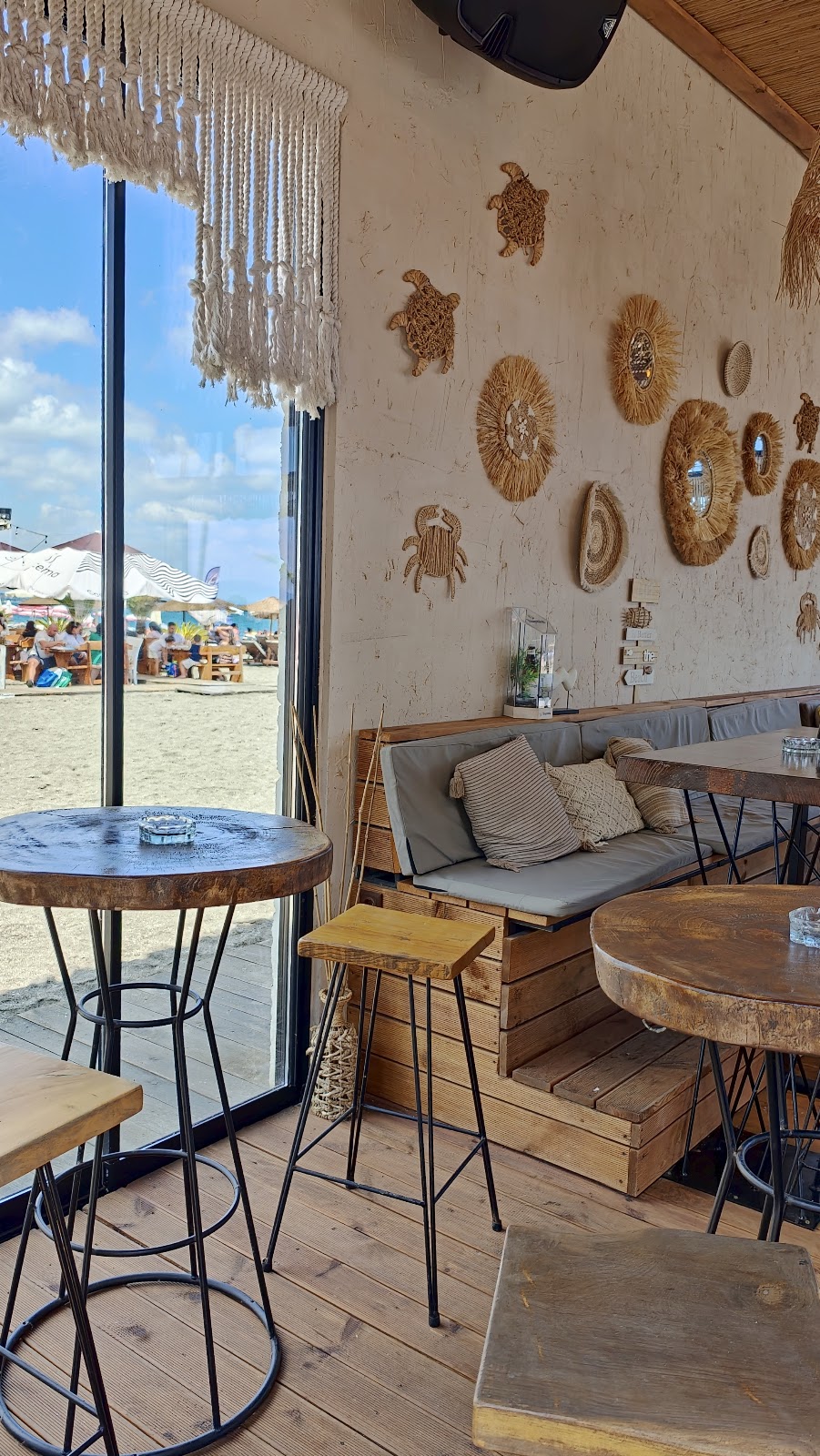 BOHO beach bar