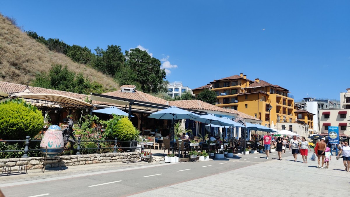 Nomad Beach Club Balchik