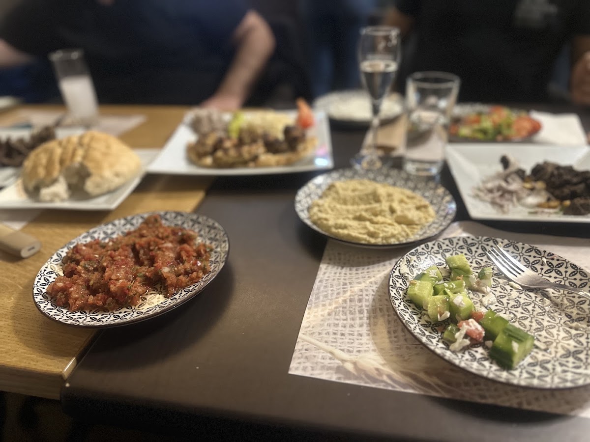 Abi to бързо хранене