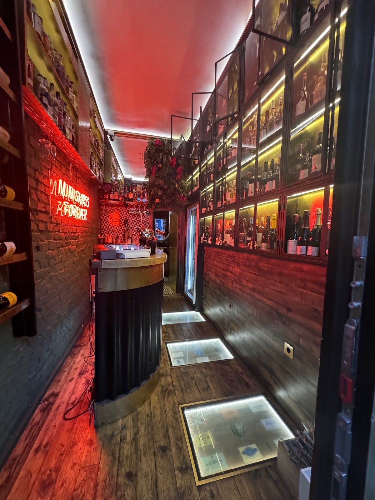 5 NAT BAR: снимка на заведението