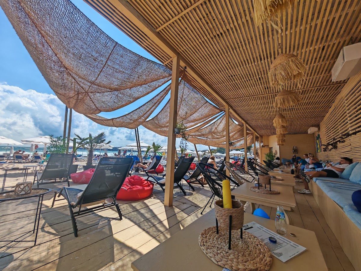 Beach bar Help