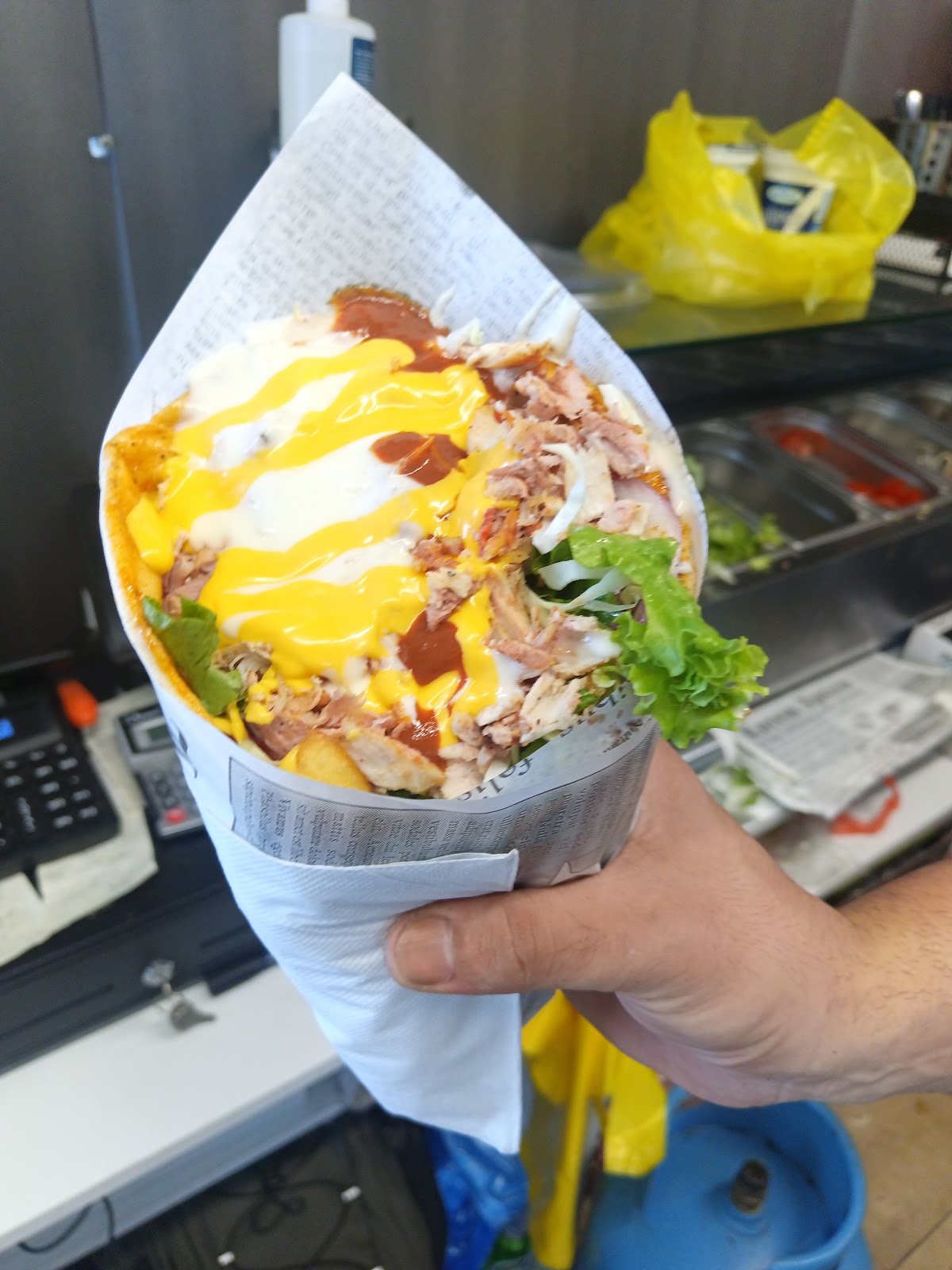 Неон Дюнер / Neon Doner: снимка на заведението