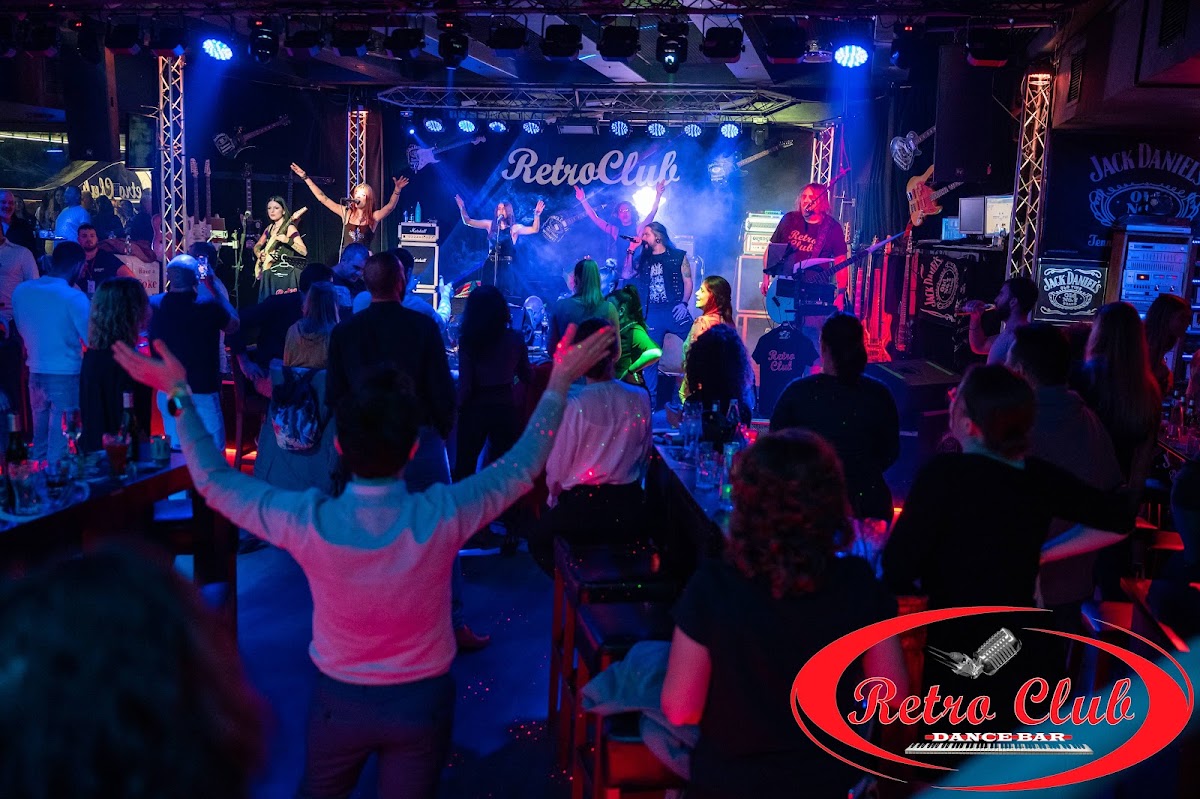 Retro Club