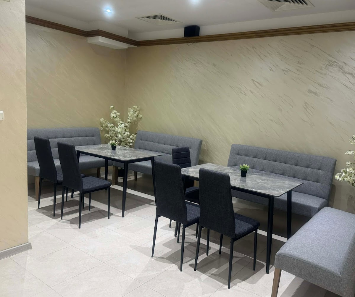 FeniX Sports bar