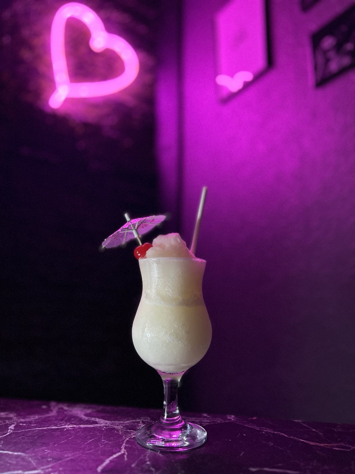 the Moon bar, „Атанас Самоковеца“ 9
