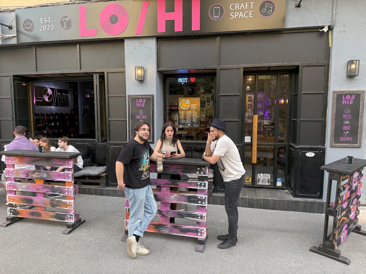 Lo/Hi Craft Space
