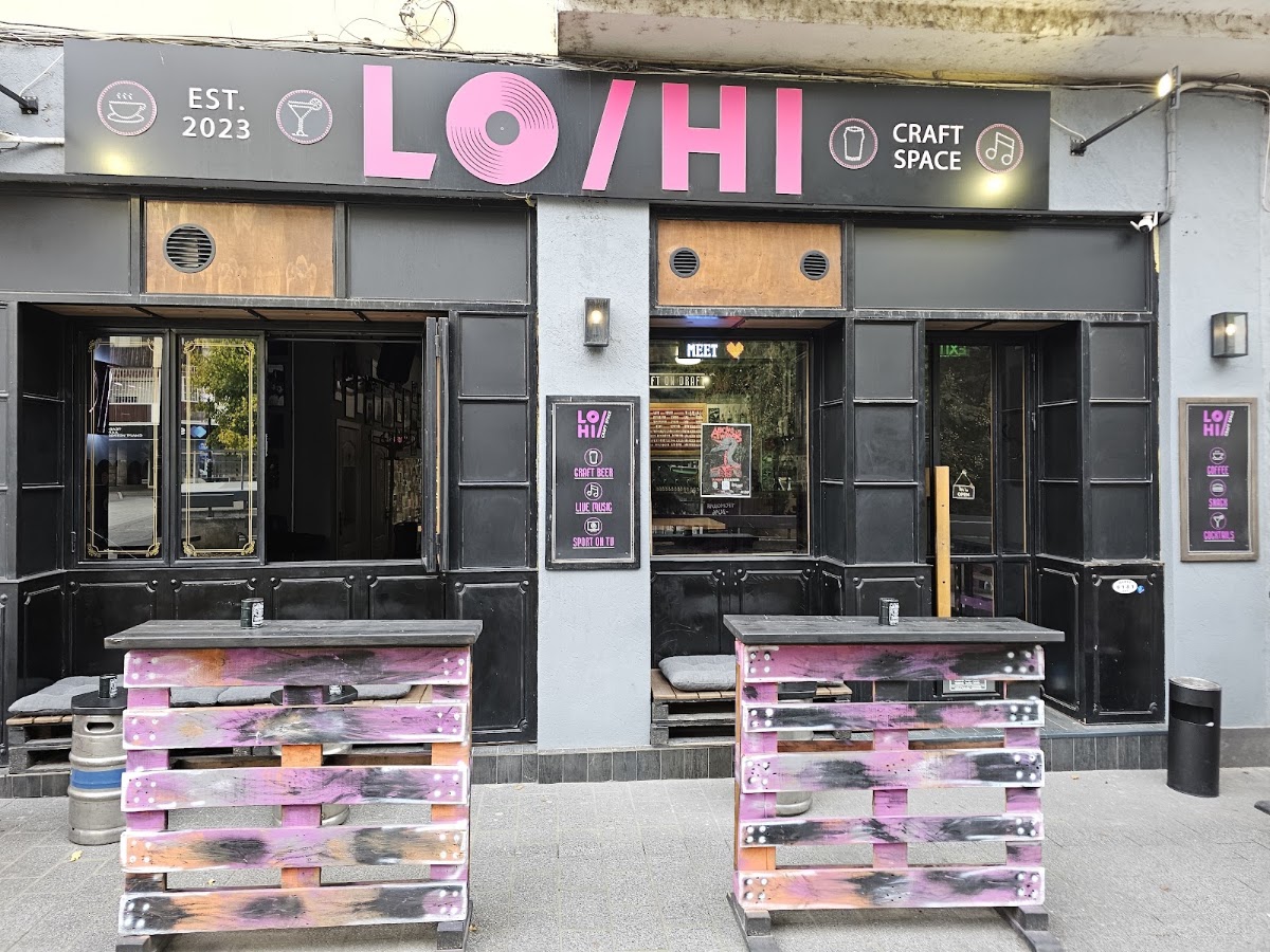Lo/Hi Craft Space, Craft Beer & Indie Rock Bar