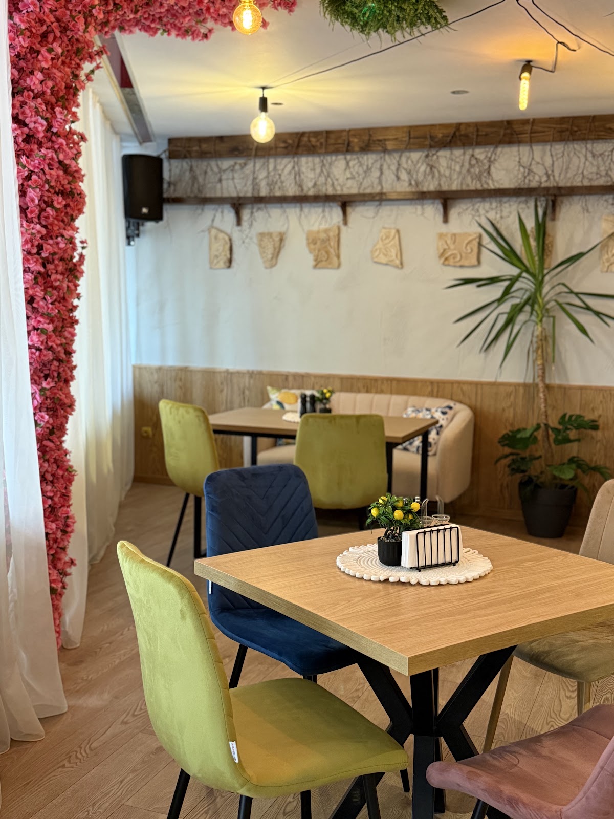 Bambini Brunch & Dinner Balchik: снимка на заведението