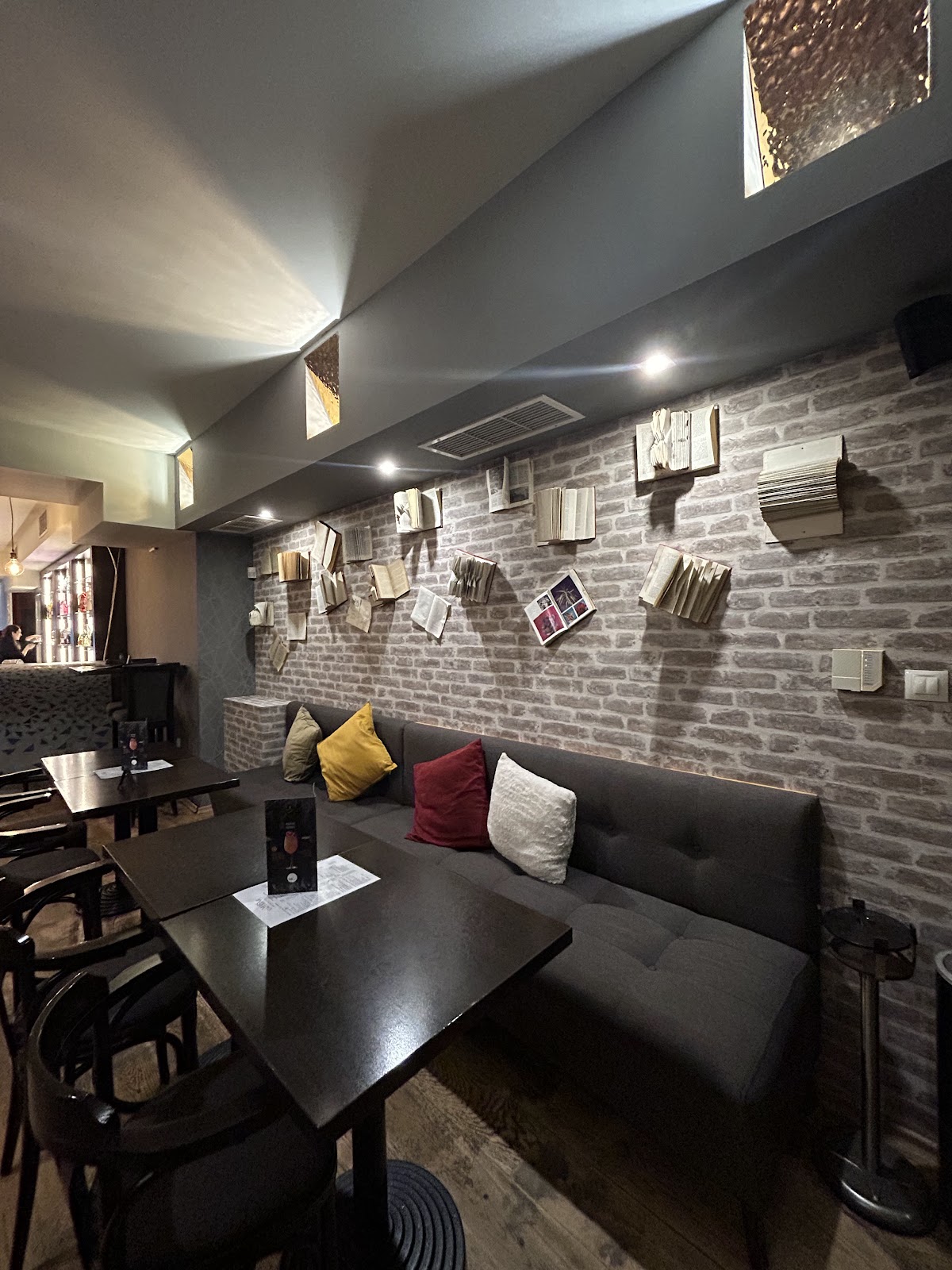Mars Cafe&Bar