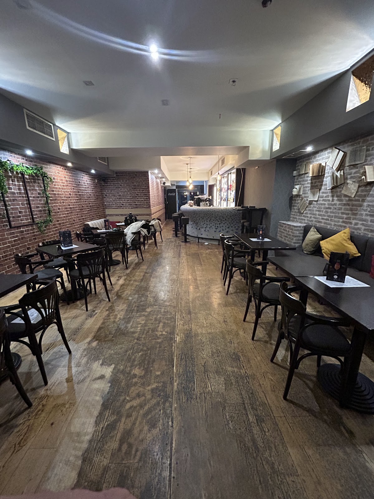 Mars Cafe&Bar: снимка на заведението