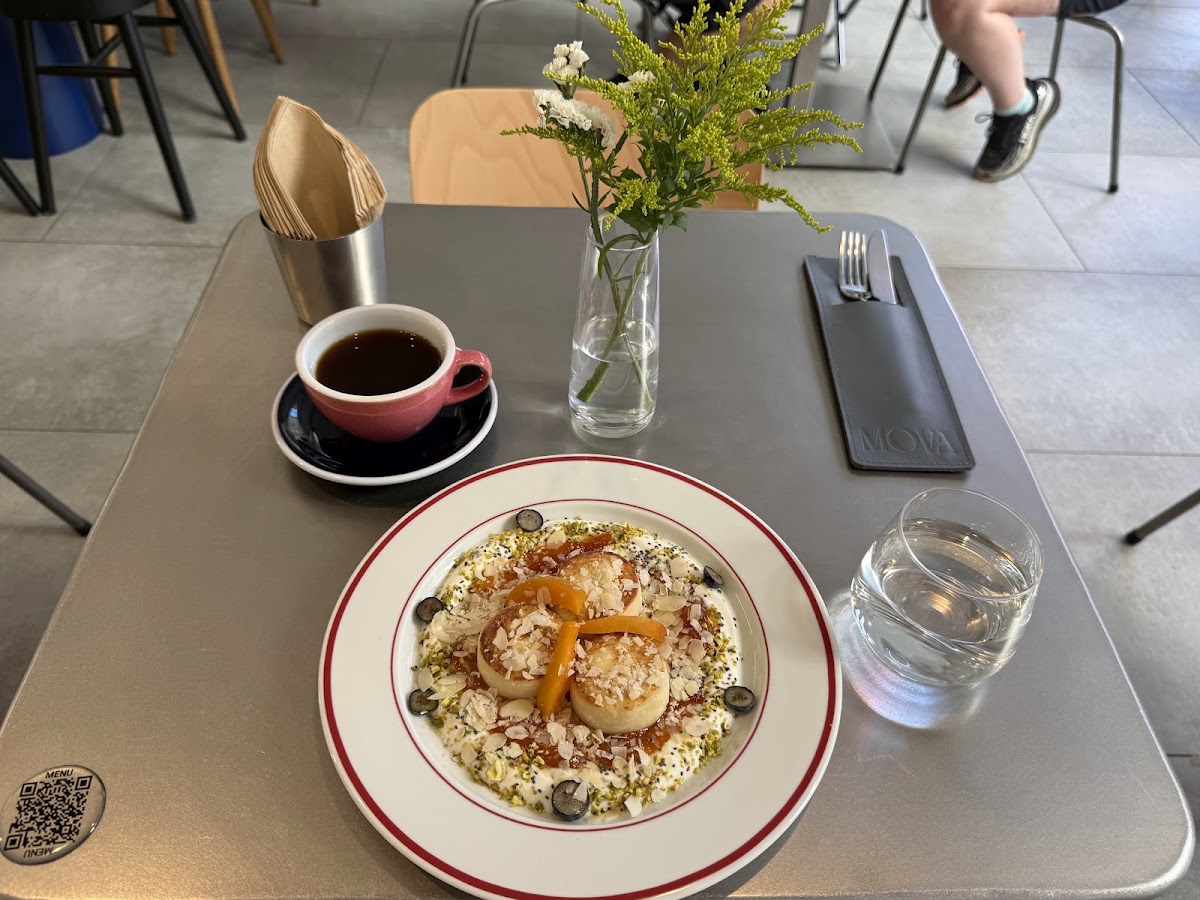 Mova Cafe
