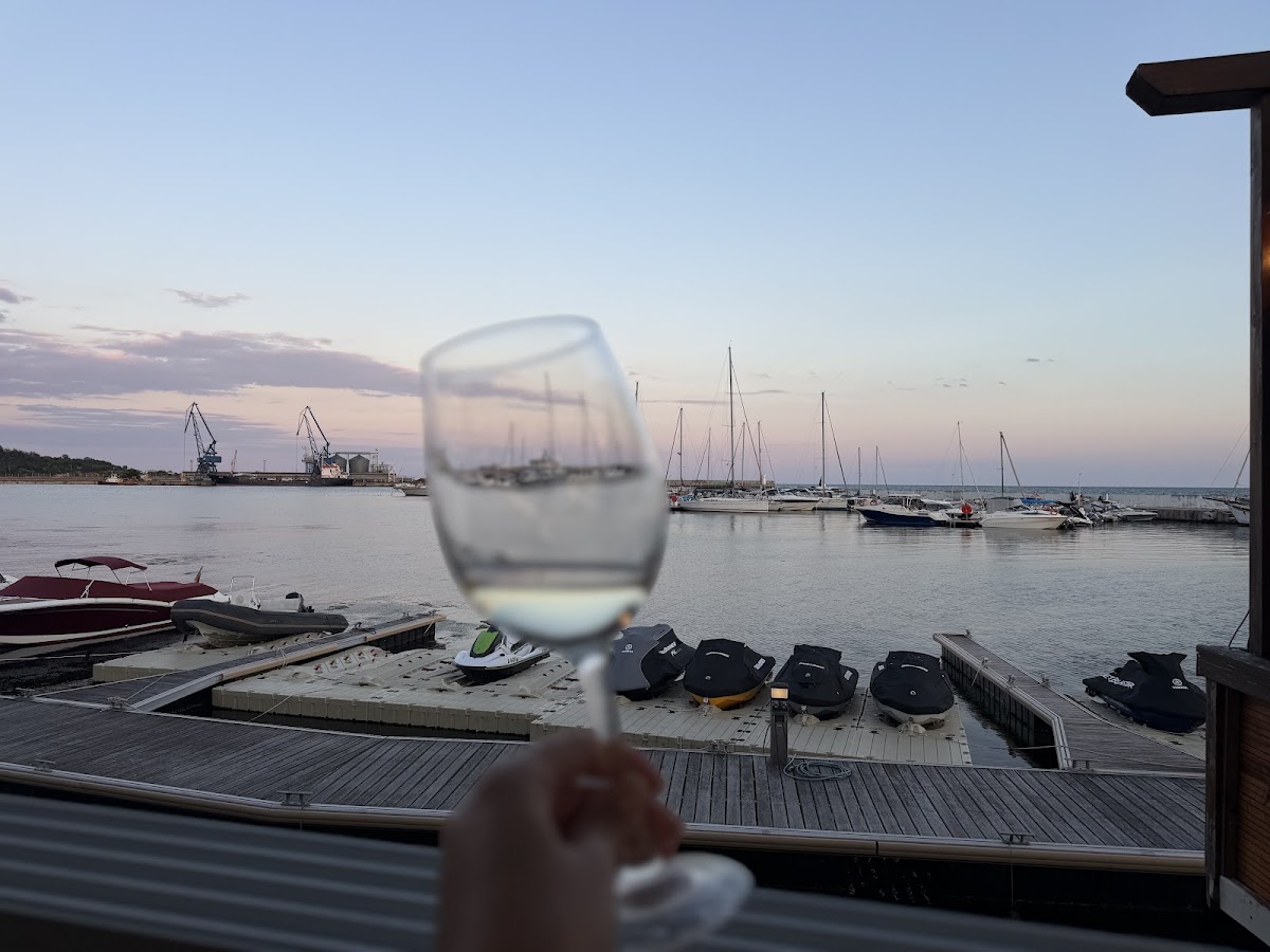 Terrace Hemingway
