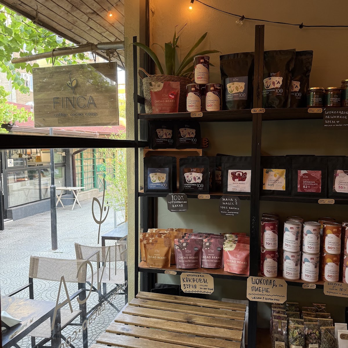 Finca - chocolate shop & café