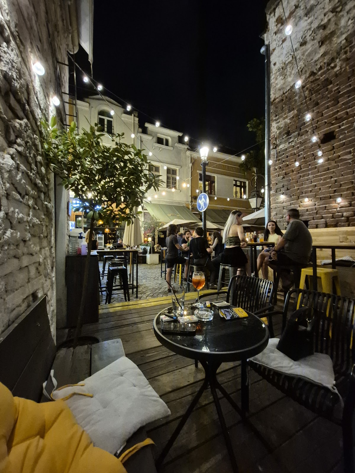 LOCAL Beer Bar