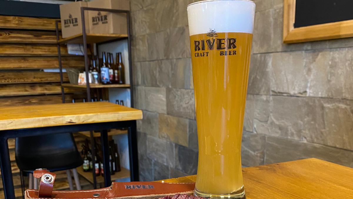 River Craft Beer Shop & Bar