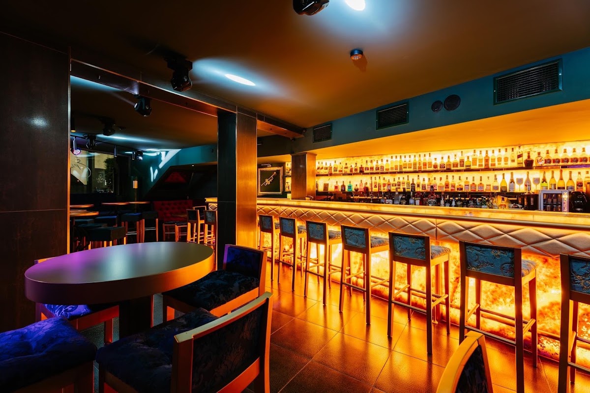 Epoque bar: снимка на заведението