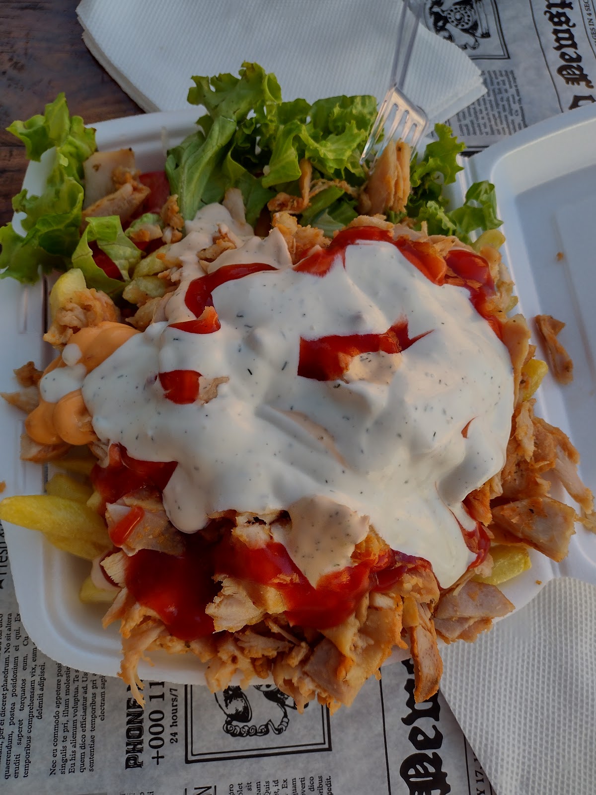 Adana Fatih Kebab: снимка на заведението